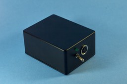 M 003